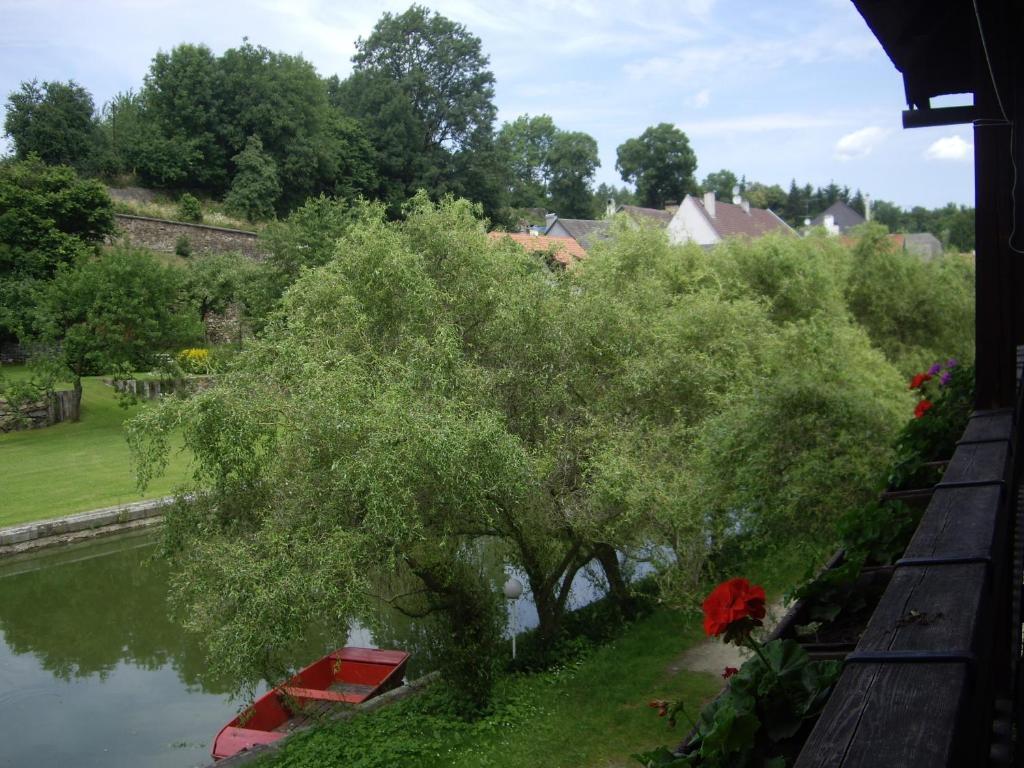 Penzion U Tkadlen Jindřichův Hradec Eksteriør bilde